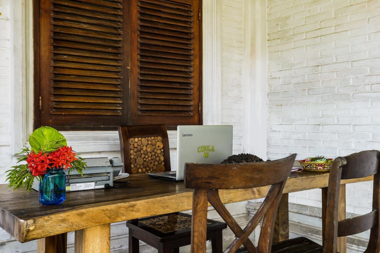 Oyo 90893 Mimpi Bungalows กูตา ภายนอก รูปภาพ